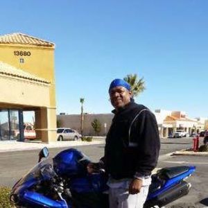 Meet your Posher, Dennis